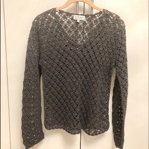 Gray sweater knit top (size L). Fits like a medium